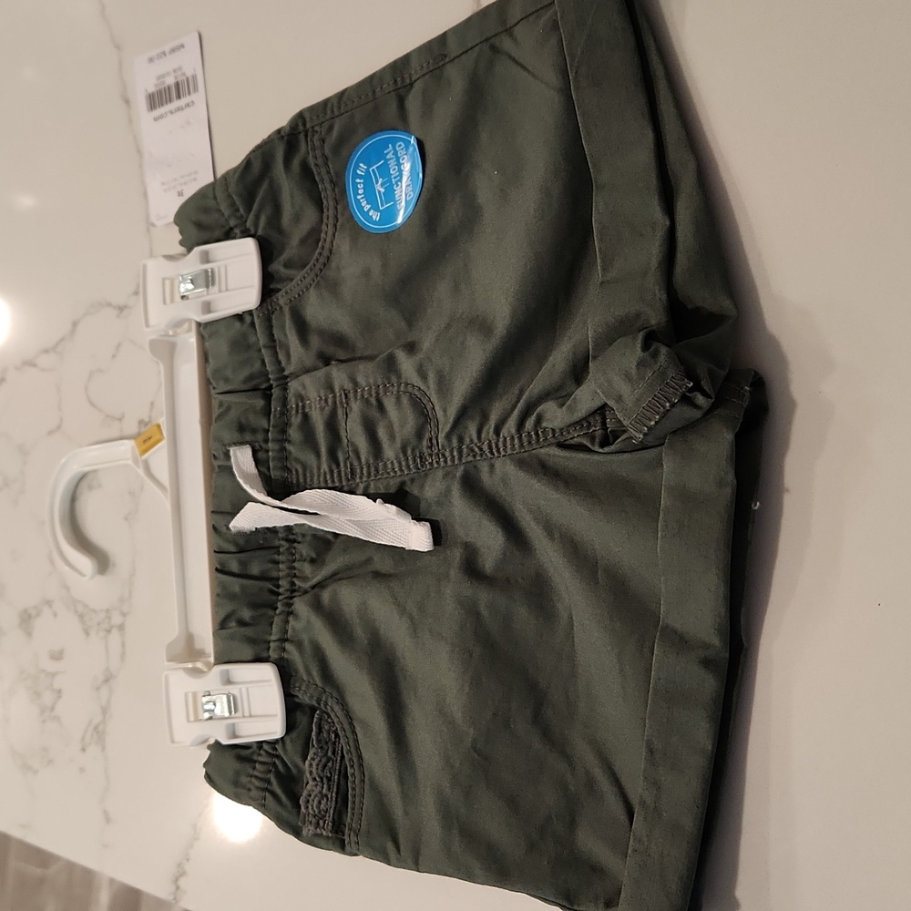 NWT Carter's cargo shorts- 3T